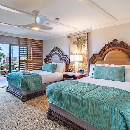 Pacific Terrace Hotel